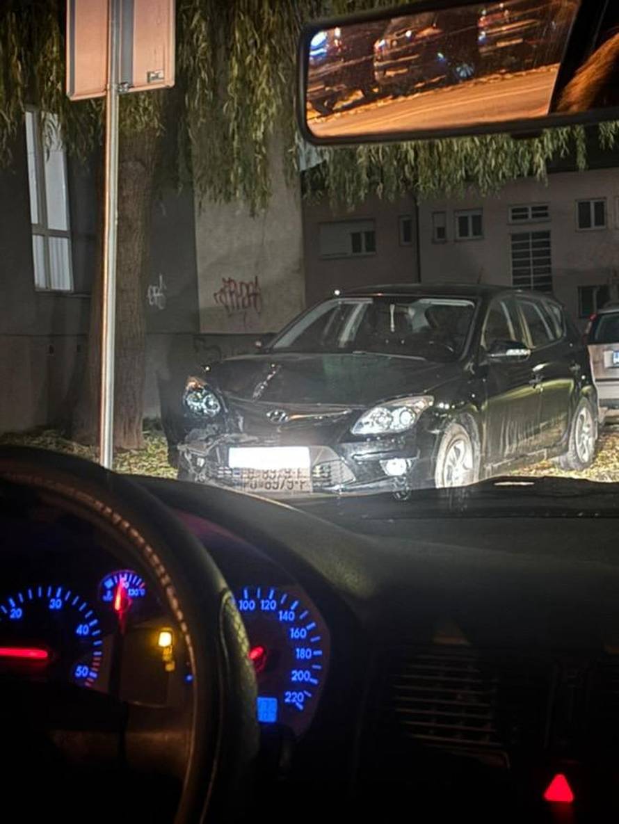 FOTO Divljao je Varaždinom! Prošao kroz kružni, 'pokupio' prometne znakove, ali i auto