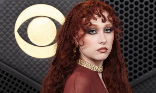 Tko je Chappell Roan? &Scaron;okirala je haljinom na Grammyjima, a njena pjesma je hit i u Hrvatskoj