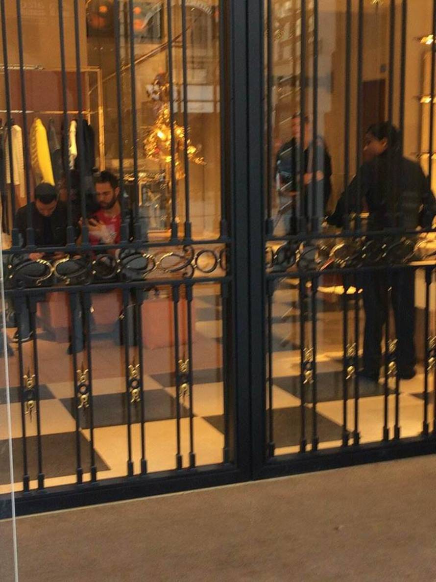 Okruženi 'krpicama': Strahinja je Grubnića odveo u Vuitton