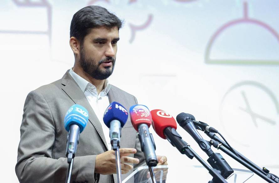 Trogir: Svečana sjednica povodom Dana Grada na kojoj je bio i predsjednik Milanović