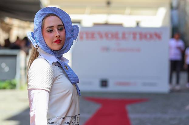 Zagreb: Modna revija povodom 400 godina nastanka kravate