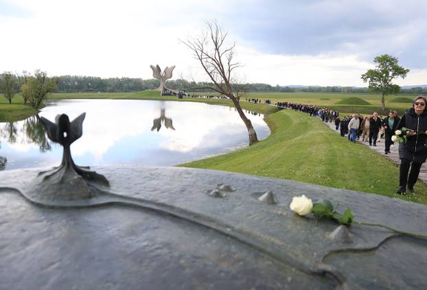 Komemoracija "Sjećanje za budućnost" u Spomen-području Jasenovac