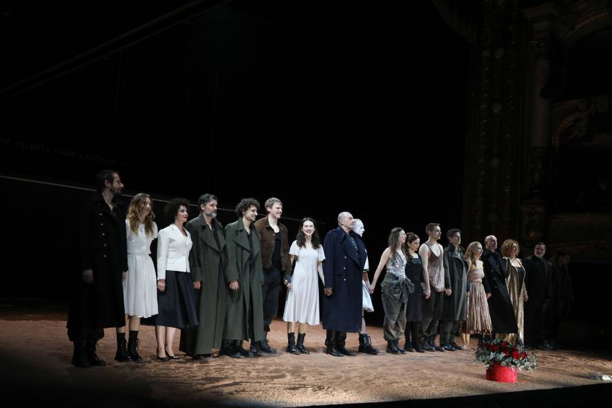 Nova predstava 'Trilogija o Agamemnonu 2.0' dobila ovacije mnogobrojne publike