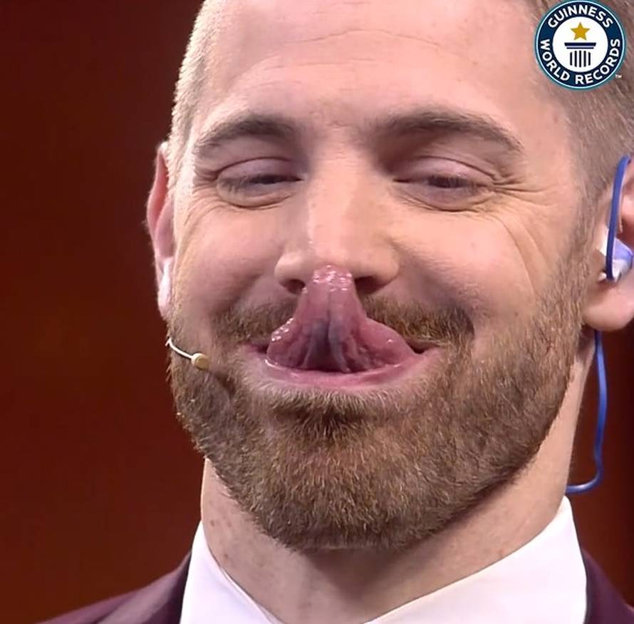 VIDEO Ovo je Lickasso: Slike slika jezikom od 10,1 cm. Ima titulu najvećeg, a što još može...