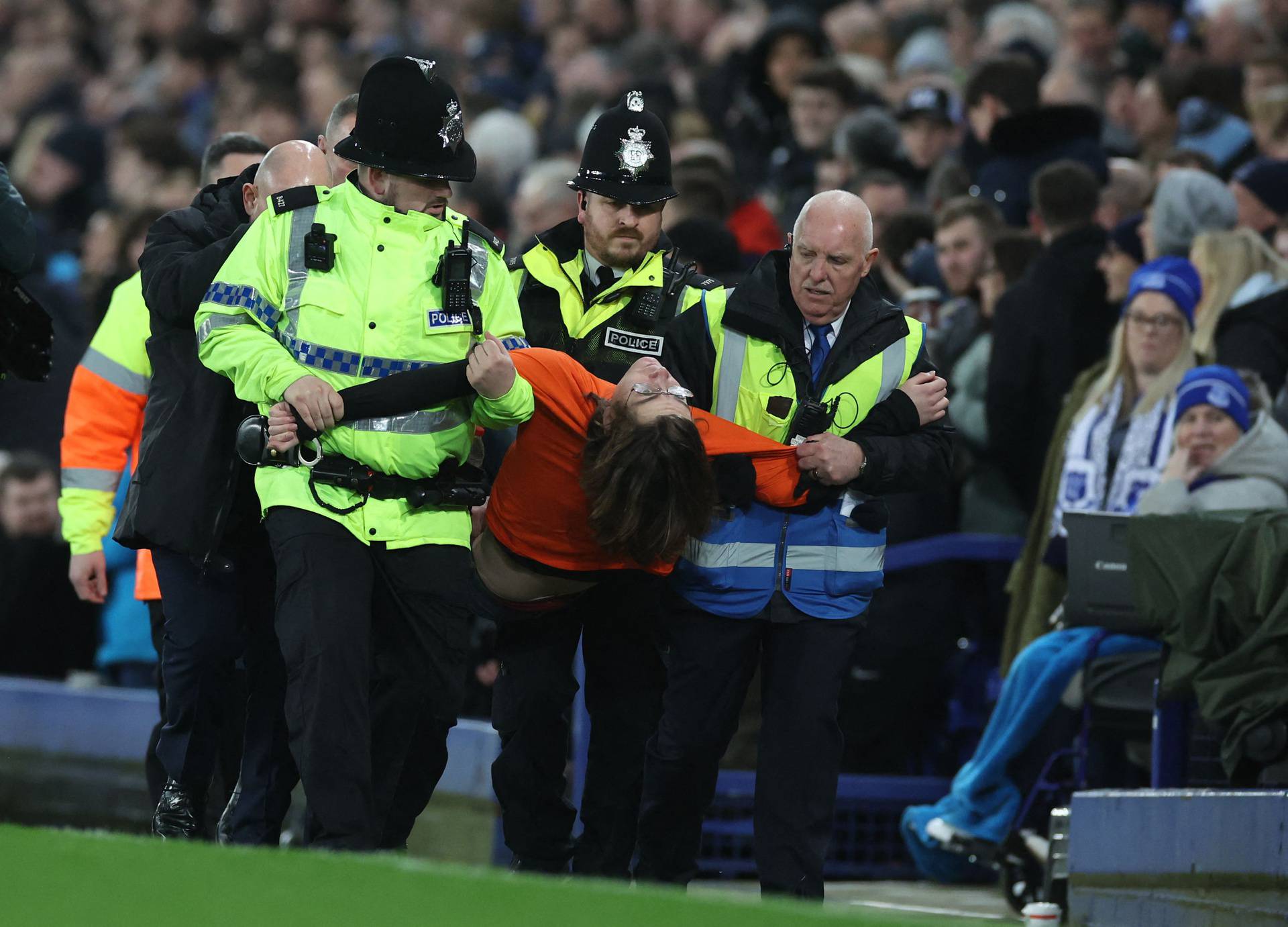 Premier League - Everton v Newcastle United