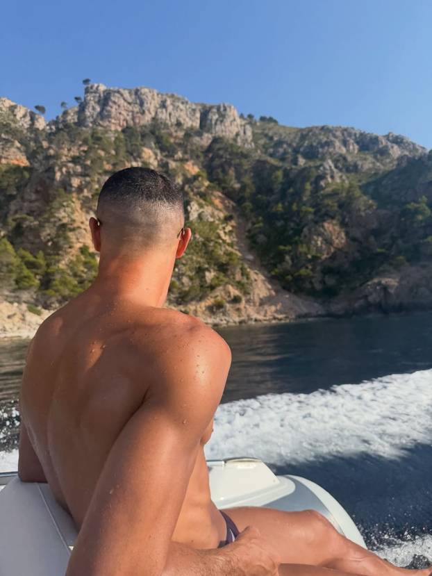 FOTO Ronaldo se oprašta od momačkog života. Procurili su detalji glamuroznog vjenčanja