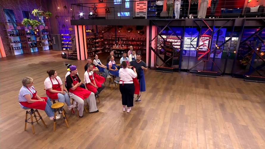 Plavi tim proslavio pobjedu u MasterChefu, zamijenio članove