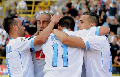Napoli i dalje Milanu 'diše za vratom', Lazio bolji od Parme