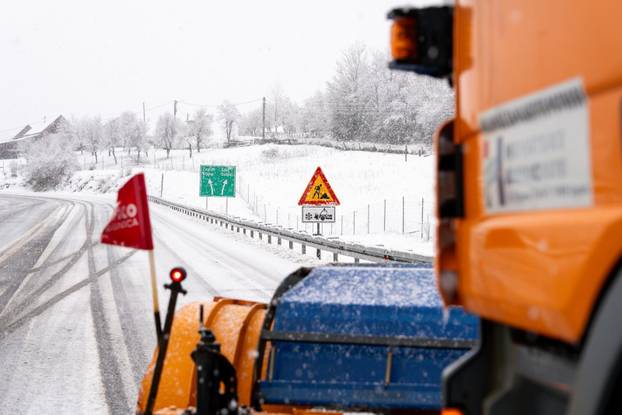 Gust snijeg na autocesti A1 