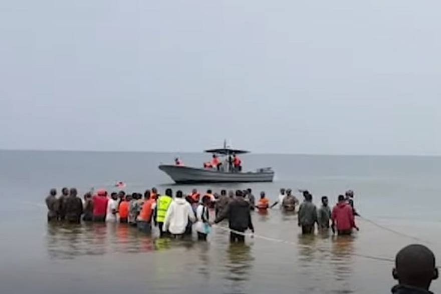 U Tanzaniji avion pao u jezero. Ne zna se koliko je u njemu bilo ljudi