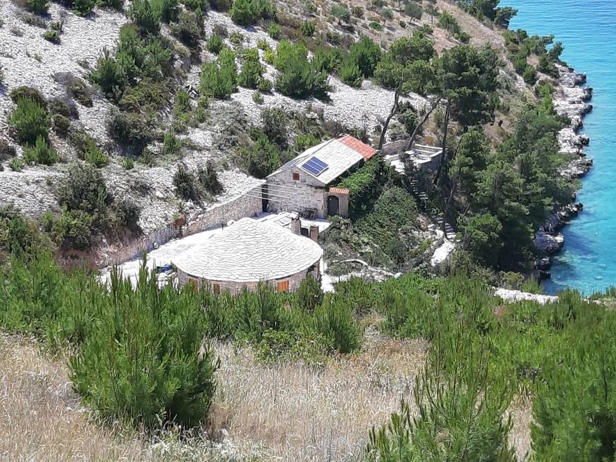 Očajni otac brani sina ministra: 'Pola Brača ima više nego on!'