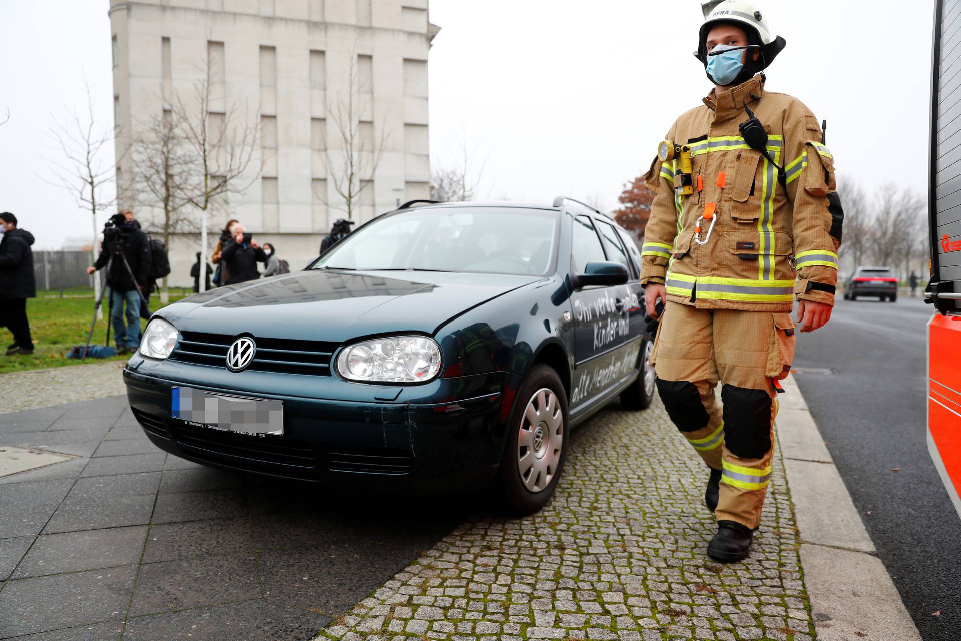 Car crashed into the gate of the office of German Chancellor Angela Merkel in Berlin