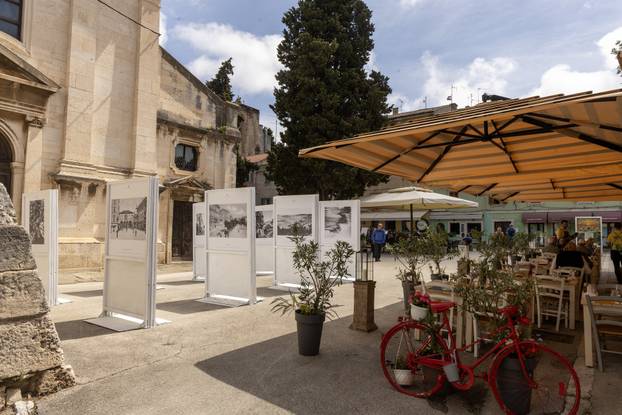 Pula: Izložba "Istra naših starih” na Trgu sv. Tome