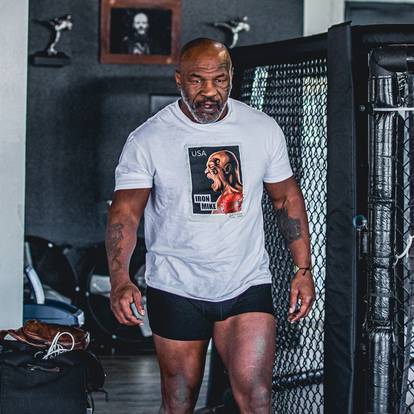 FOTO Kakva mrcina! Mike Tyson šokirao transformacijom uoči borbe protiv 30 godina mlađeg