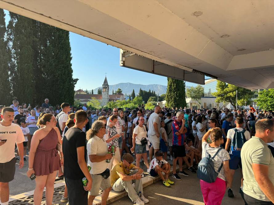 Rakitića je dočekalo 5000 ljudi! Pogledajte nevjerojatne scene