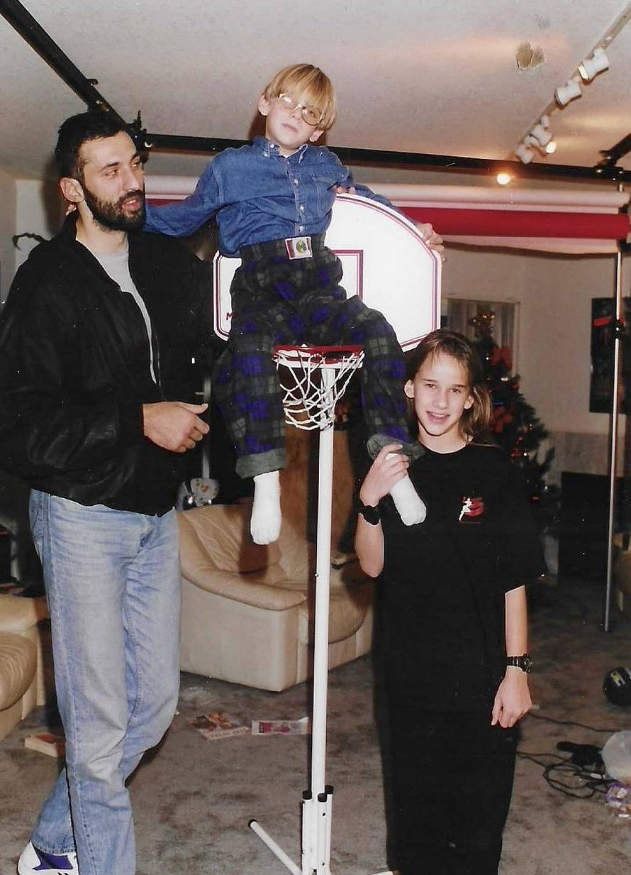 Kći Jadrana Lazića o dijagnozi raka: Obitelj me spašava