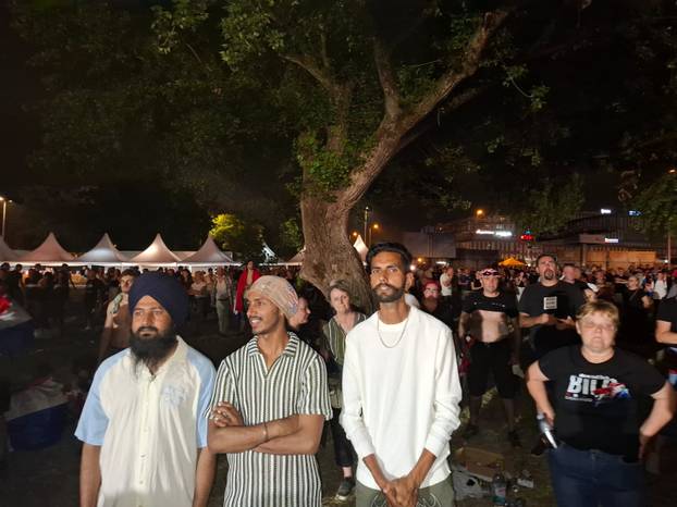 FOTO I strani radnici s veseljem slušali Thompsonov koncert