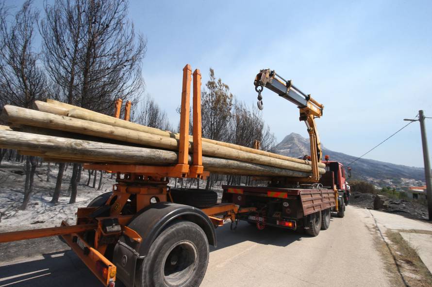 Piloti kanadera: Ovo je majka svih požara, to još nismo vidjeli