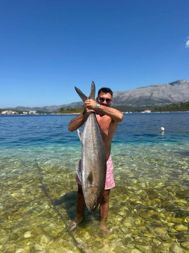 FOTO Emotivno ljeto za Zubčića, Rodeš ulovio ribu... Evo kako hrvatski skijaši pune baterije