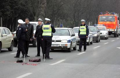 Petero ljudi ozlijeđeno u sudaru auta kod Karlovca