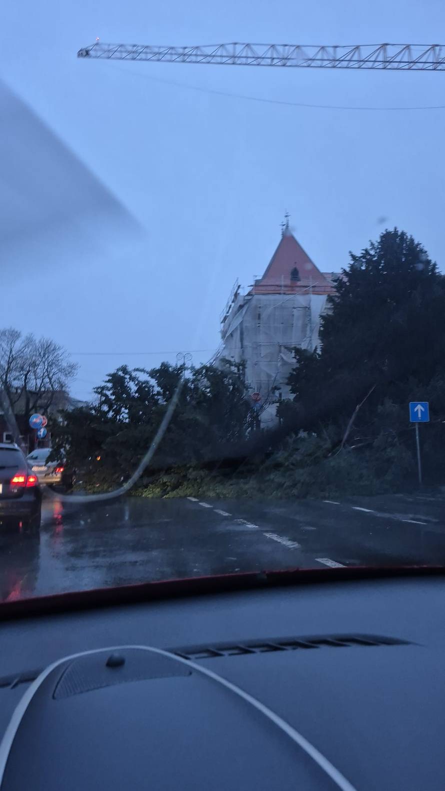 Evo koliko su vatrogasci imali intervencija zbog oluje