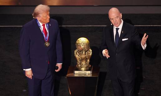 Fifa sprema revoluciju za SP: 'Vatreni' &cacute;e igrati s pametnom loptom, a VAR-u ve&cacute;e ovlasti!