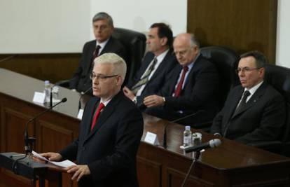 Josipović: Najgrublji spomenik zla u Hrvatskoj je Jasenovac