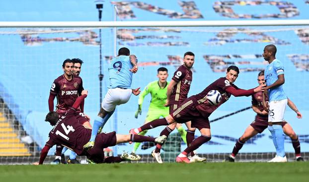 Premier League - Manchester City v Leeds United