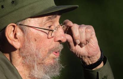 Castro održao govor prvi put nakon četiri godine