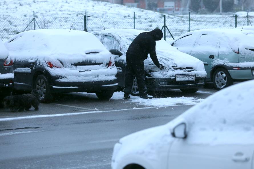 Što je ovo? Pa gdje je proljeće? Hrvatska skoro sva u bijelom...