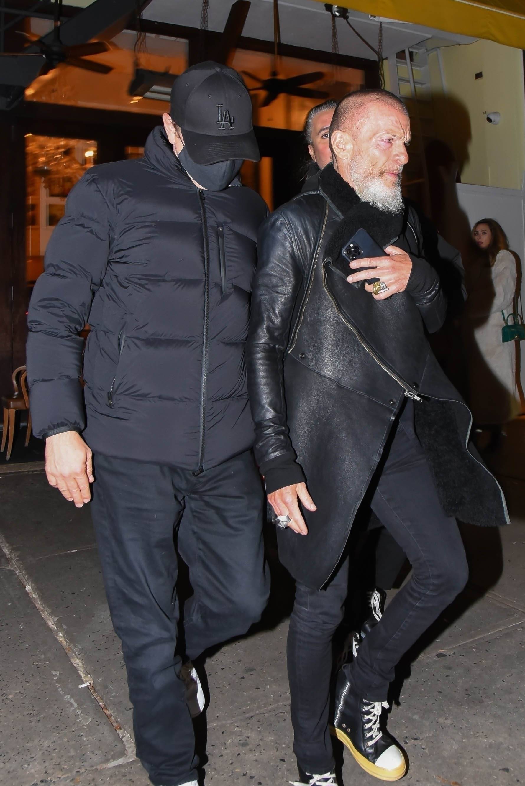 *PREMIUM-EXCLUSIVE* Gigi Hadid and Leonardo DiCaprio's rumored fling has turned into a full-blown romance as they grab dinner in NYC!