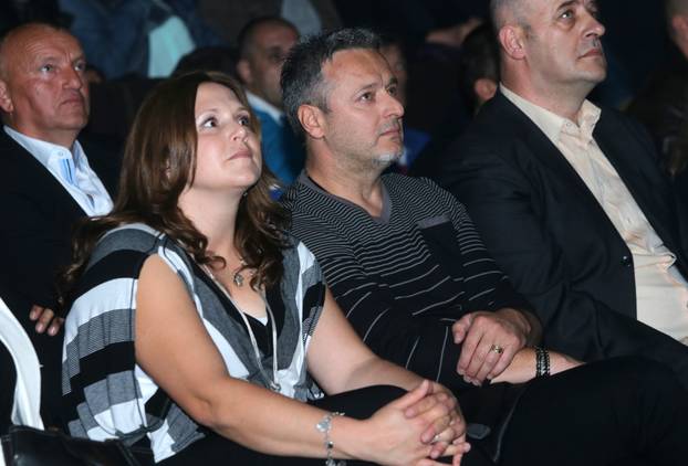 Zagreb: Promocija albuma Ora i labora Marka Perkovi?a Thompsona u kazalištu Histrion