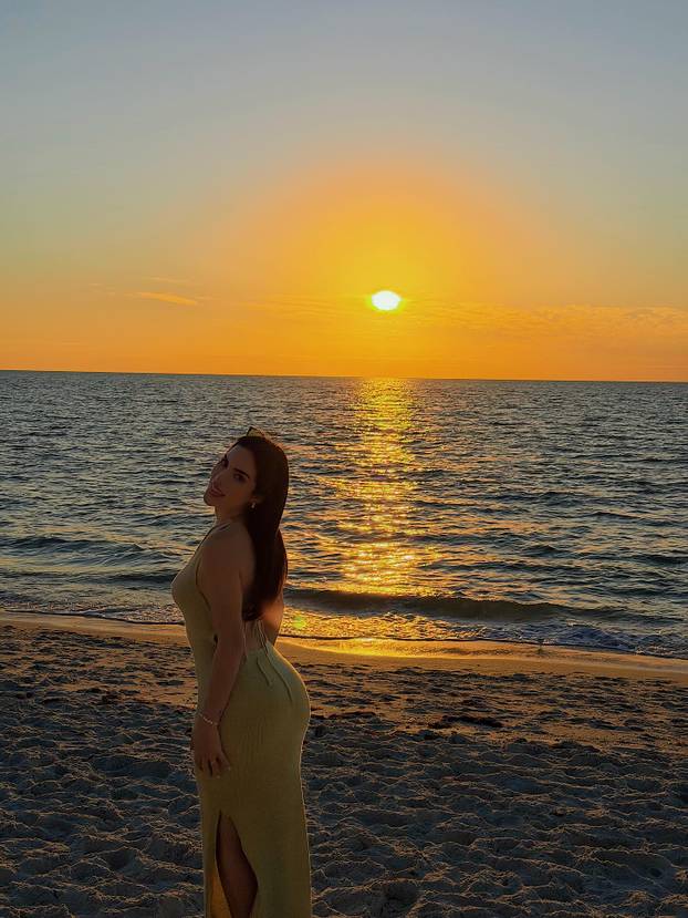FOTO Meksikanka Kimberly ima 36 milijuna pratitelja: Kad je vidite u bikiniju, sve je jasno