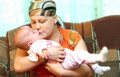 Ponos Hrvatske: Ima rak, a rodila je zdravu djevojčicu
