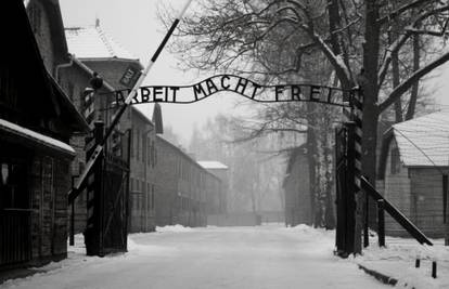 Počinje suđenje 'knjigovođi iz Auschwitza' (93): 'Nevin sam'