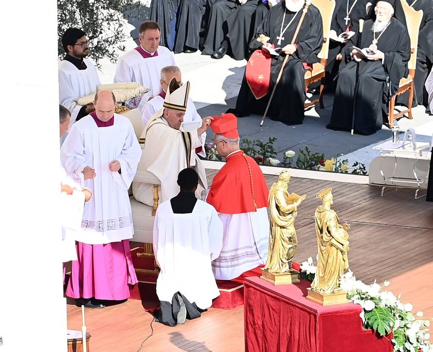 Pope Francis creates 21 new cardinals