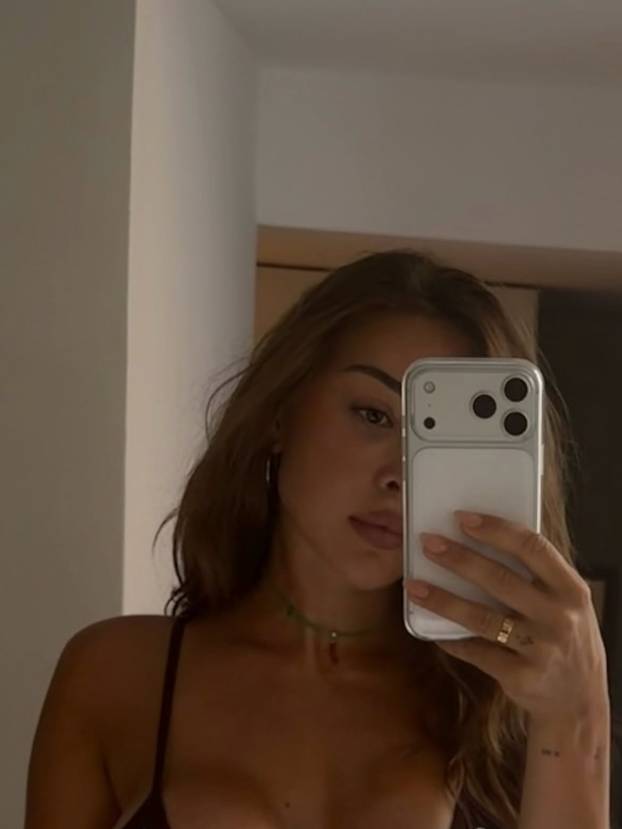 FOTO Ovo su 'crvene vražice':  Nogometaši Belgije ljube prave ljepotice. Upoznajte dame...