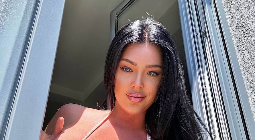 Claudia Rivier ima nikad manji navijački kostim, spremna je za tekmu: 'Ekipa, vrući podsjetnik'