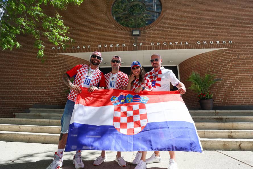 SP 2026 Toronto: Hrvatski navijači pomolili se za dobar rezultat ispred crkve Our Lady Queen u Croatia ulici