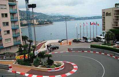 Ecclestone: Monte Carlo bi mogao ostati bez Formule
