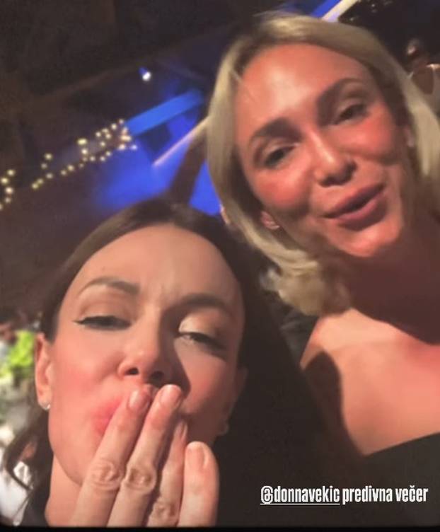 FOTO Zaigrana Donna Vekić je dovela legende u Osijek pa se rasplesala na privatnom tulumu