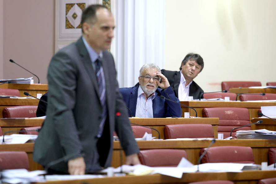 'Zbog otkaza u Konzumu tražit ćemo ostavku ministrice Dalić'