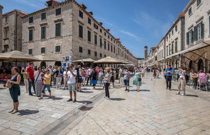 Stišaj to! Dubrovnik kažnjava kafiće zbog preglasne glazbe