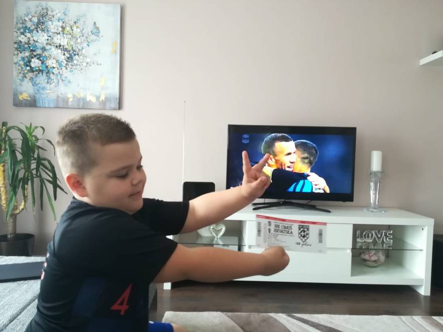 'Ja sam Ivan Perišić i htio bih upoznati idola Ivana Perišića’