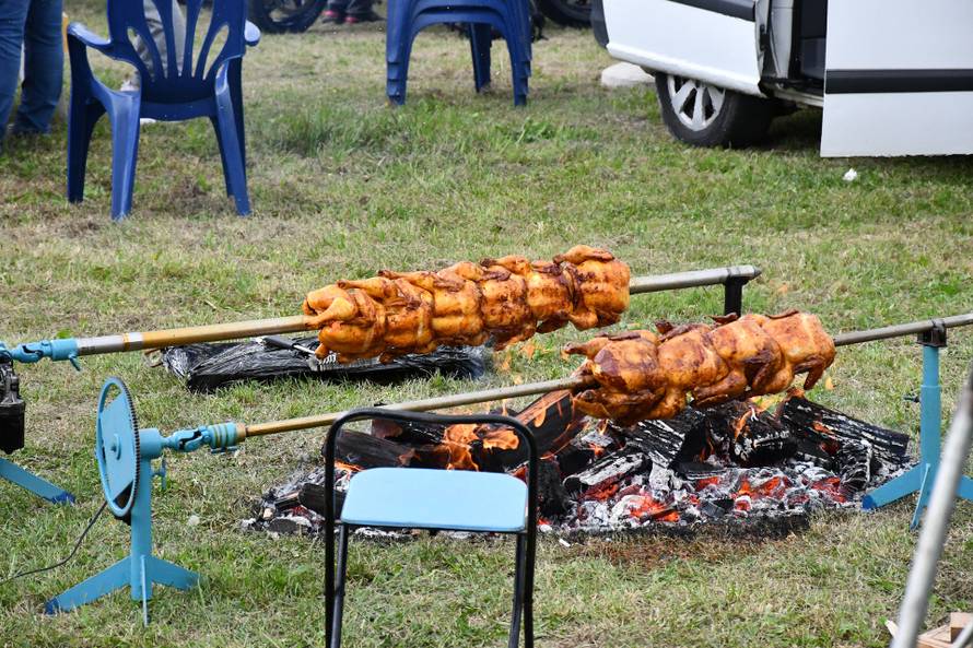 Drama u Slavonskom Brodu: 'Umjesto pečenke, na ražanj smo stavili janjca. I tunu...'