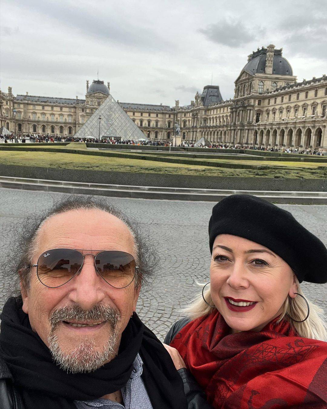 Željko Bebek i supruga Ružica uživaju u romantičnom Parizu: I dalje su zaljubljeni preko ušiju