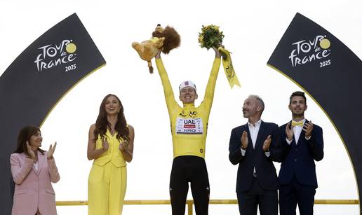 Senzacionalni Tadej Pogačar osvojio četvrti Tour de France
