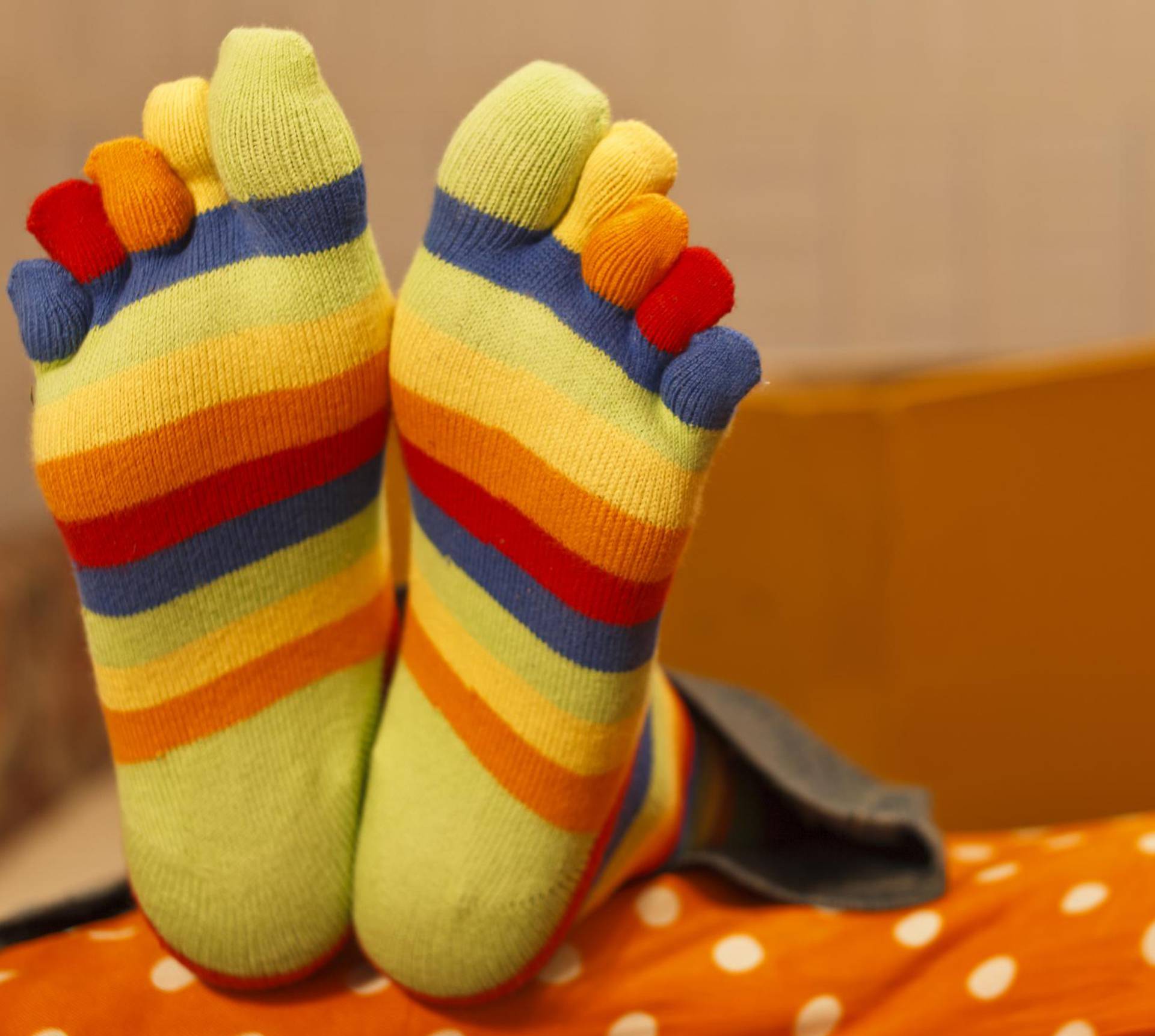 Što je bolje za kvalitetan san? Spavati u čarapama ili bez njih