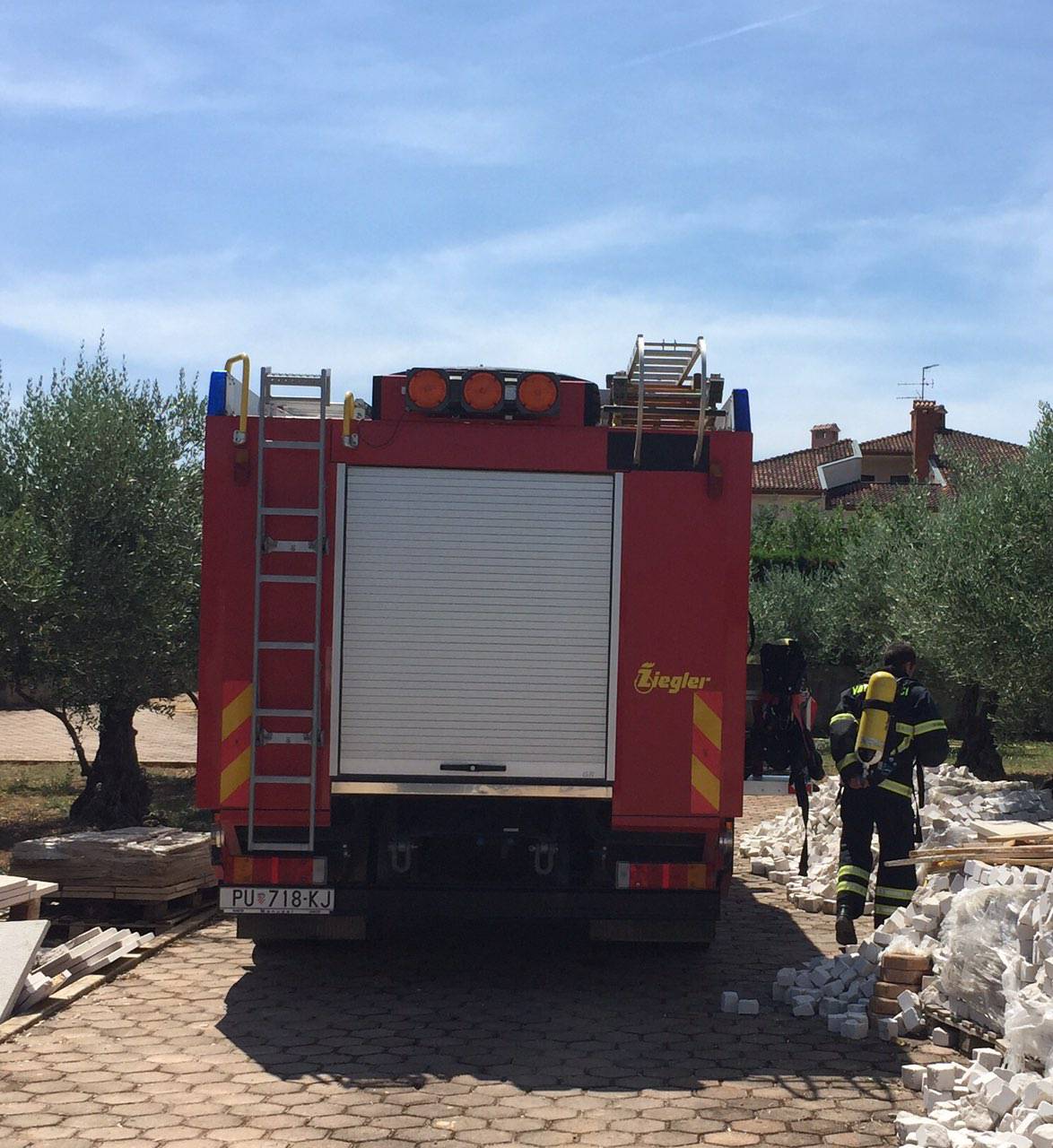 Planula kuća kod Poreča: Požar izbio zbog kvara u strojarnici