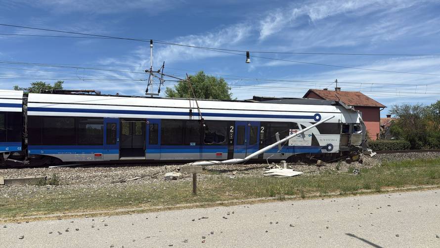 VIDEO Putnica iz vlaka strave: 'Bili smo u panici, vrata su bila zaglavljena. Nismo mogli van'